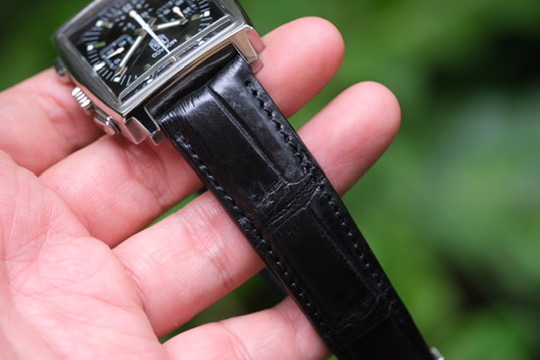 TAG Heuer Monaco Calibre 17 Chronograph 38mm Black Steve McQueen Icon ปี 2010 — Ref CW2111.FC6177 - Image 4