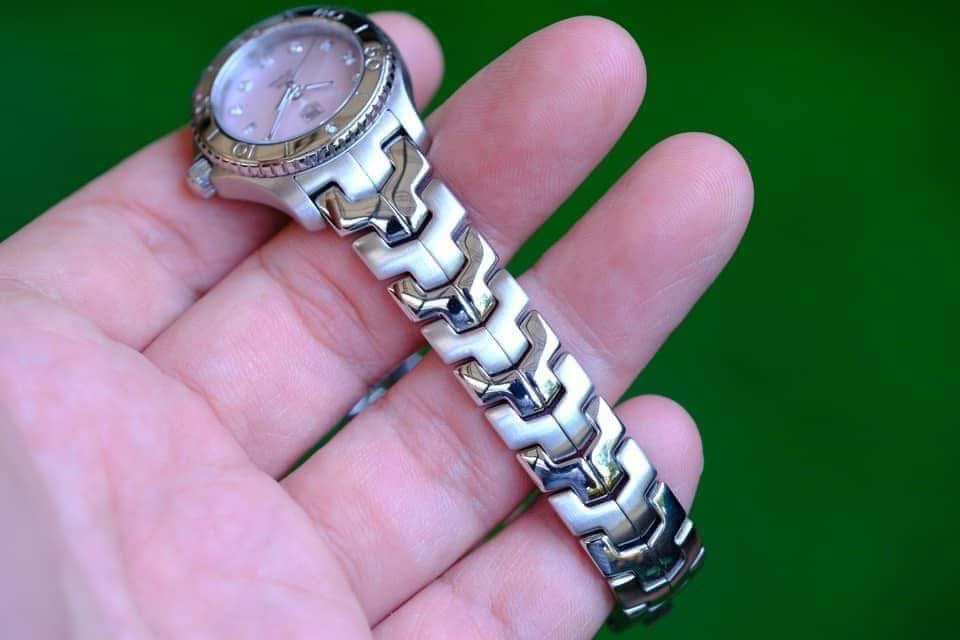 TAG Heuer Link Lady 27mm หน้ามุกชมพู + เพชร ปี 2010 — Ref WJ131C-1 - Image 4