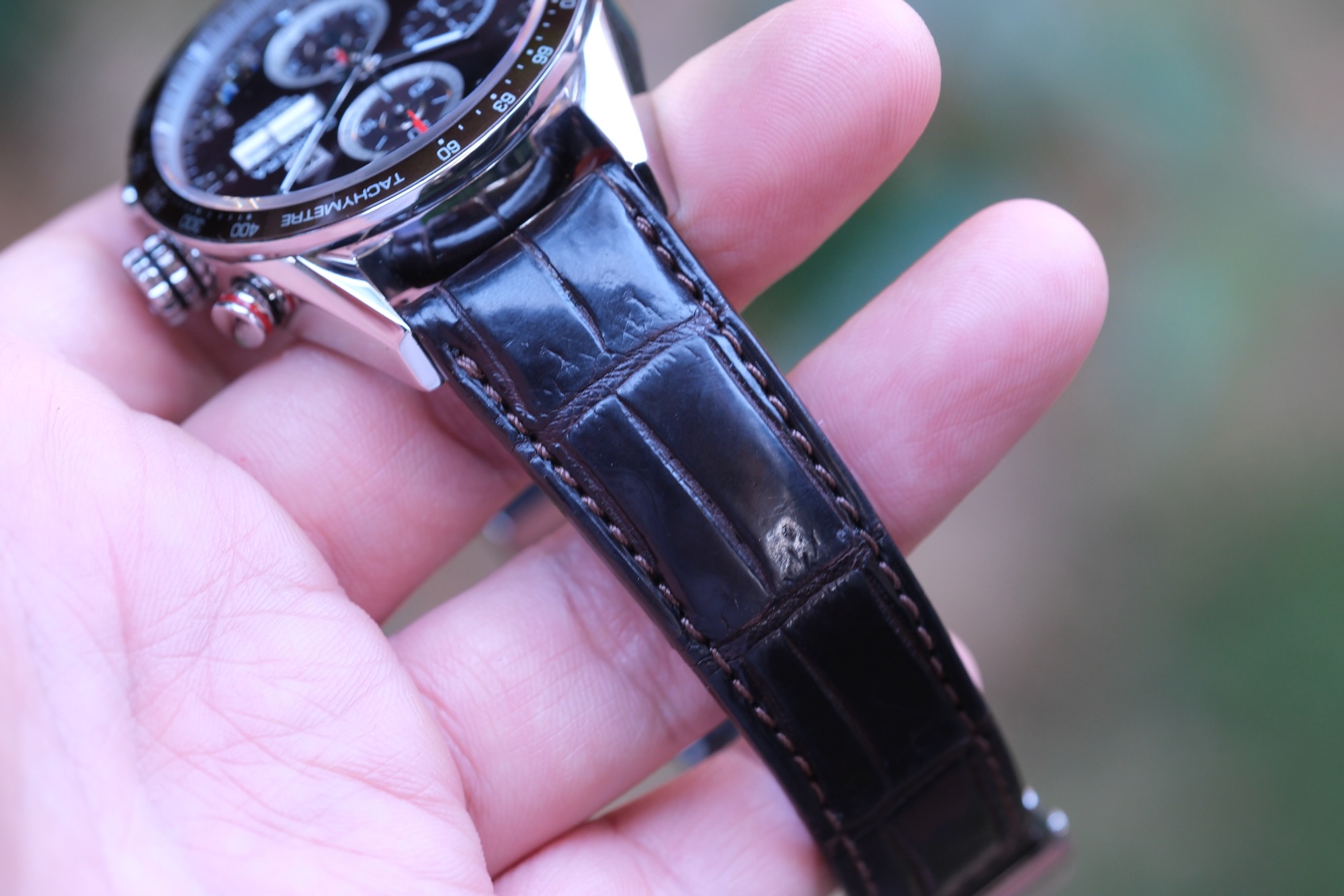 TAG Heuer Carrera Calibre 16 Day-Date "Chocolate" 43mm Custom Crocodile Strap + Original Buckle ปี 2013 — Ref CV2A12.FC6256 - Image 4