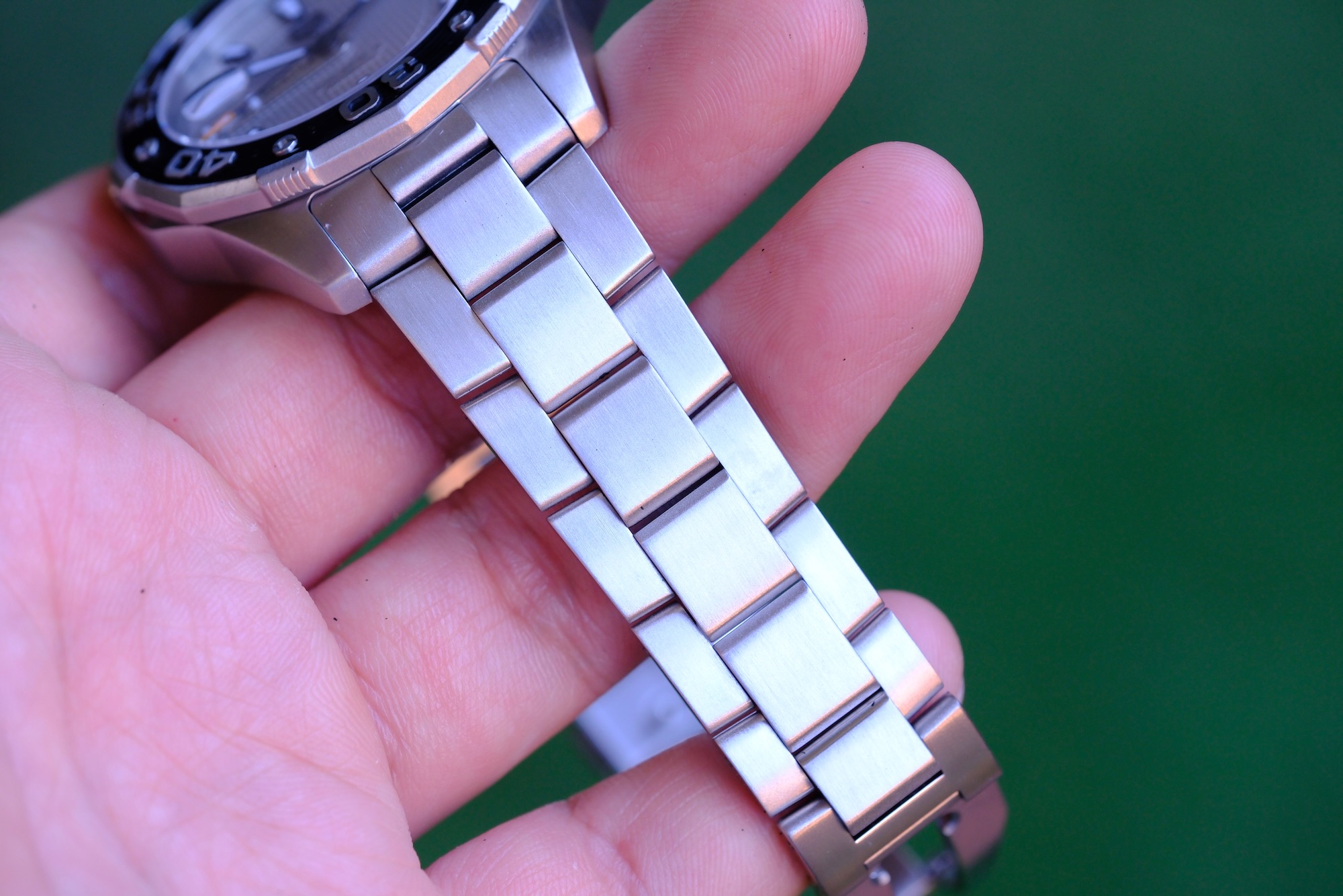 TAG Heuer Aquaracer 500M Calibre 5 43mm หน้า Grey Guilloché ปี 2012 — Ref WAJ2111.BA0870 - Image 5
