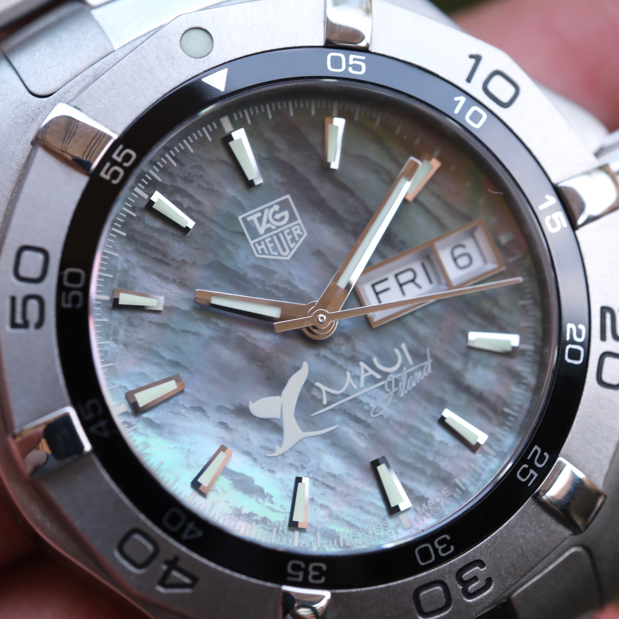 TAG Heuer Aquaracer "Maui Jim" Hawaii Limited Edition 41mm หน้ามุกดำ ปี 2010 — Ref WAF2012.BA0844 - Image 2