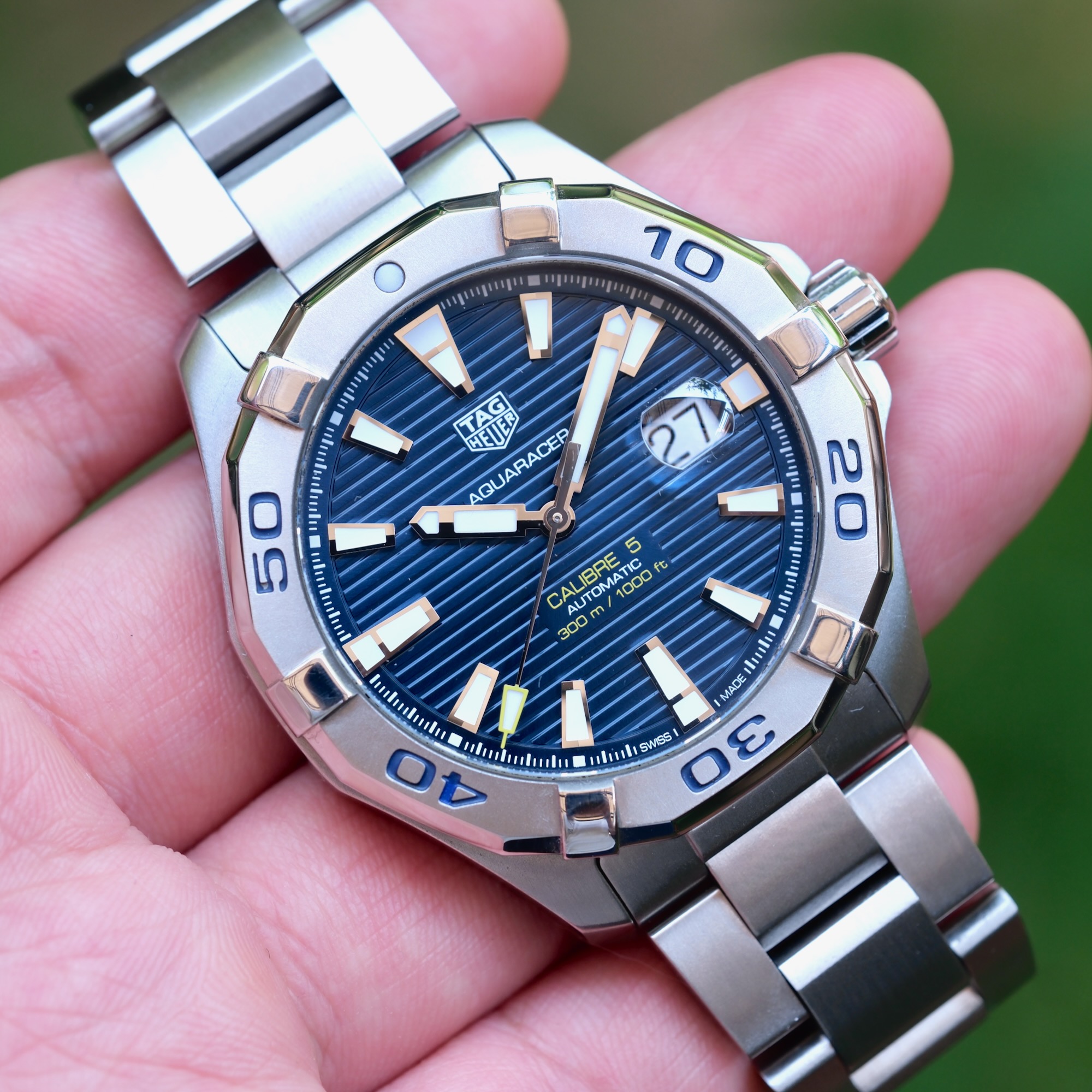 TAG Heuer Aquaracer Calibre 5 43mm หน้าน้ำเงิน ปี 2017 — Ref WAY2012.BA0927