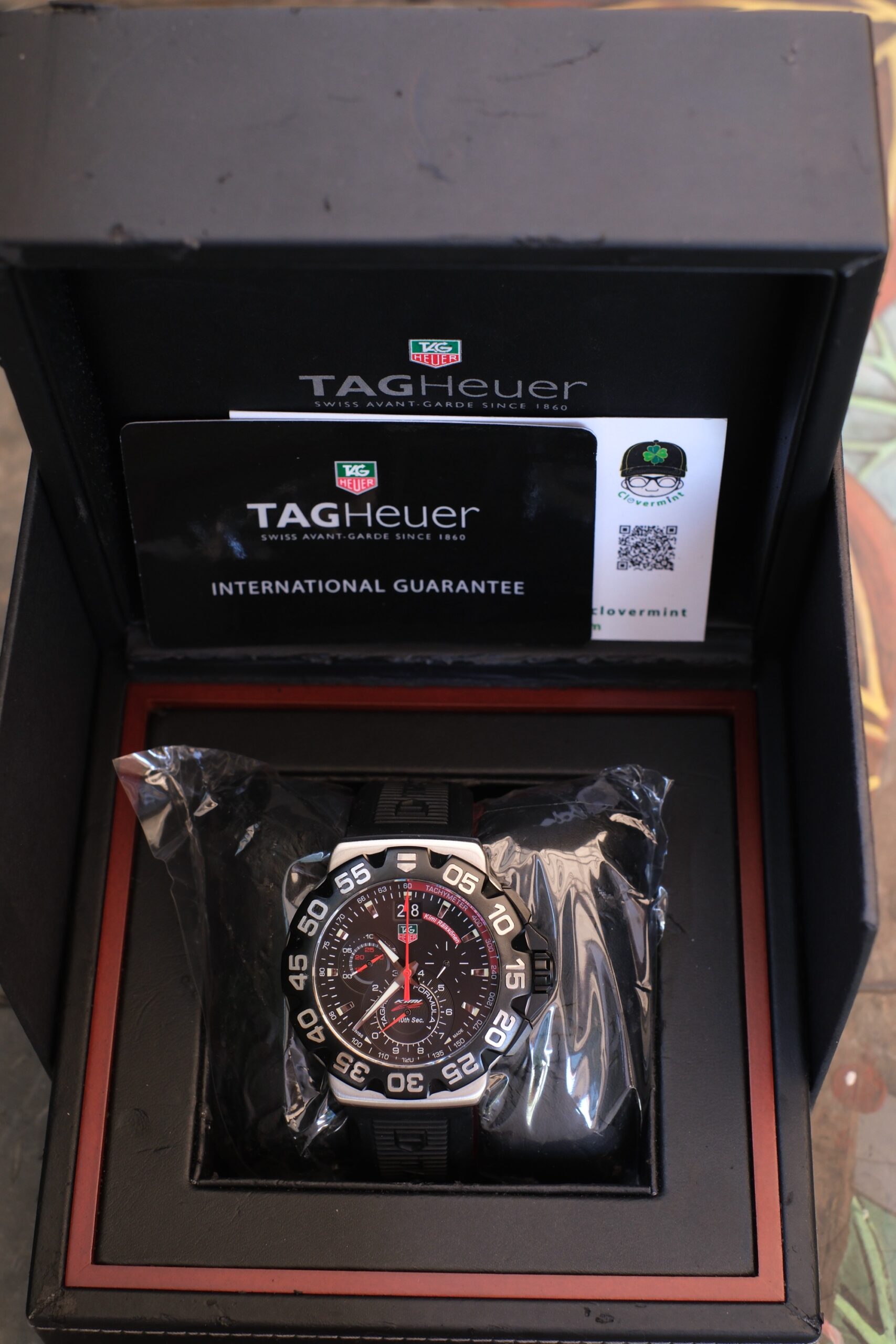 2011 TAG HEUER Formula 1 Kimi Räikkönen Limited Edition Chronograph Quartz 44mm Black Dial Black Bezel Ref. CAH1014 Full Set HERO - Image 4