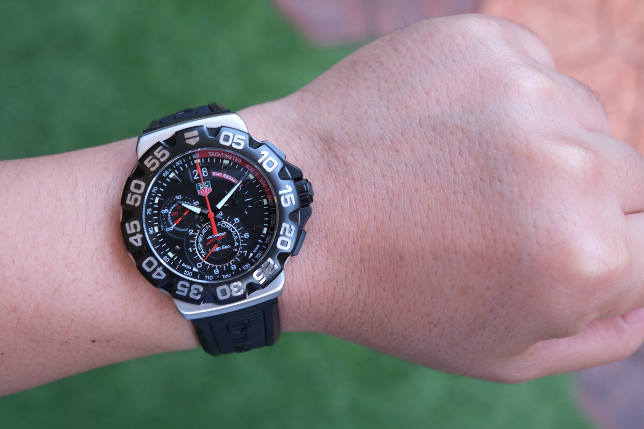 2011 TAG HEUER Formula 1 Kimi Räikkönen Limited Edition Chronograph Quartz 44mm Black Dial Black Bezel Ref. CAH1014 Full Set HERO - Image 3