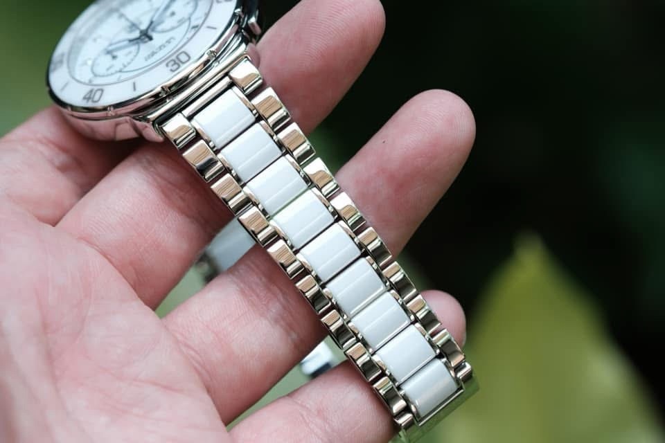 2013 TAG HEUER Formula 1 Ceramic Quartz Diamond Unisex 42mm White Dial White Ceramic Bezel Ref. CAH1211 - Image 3