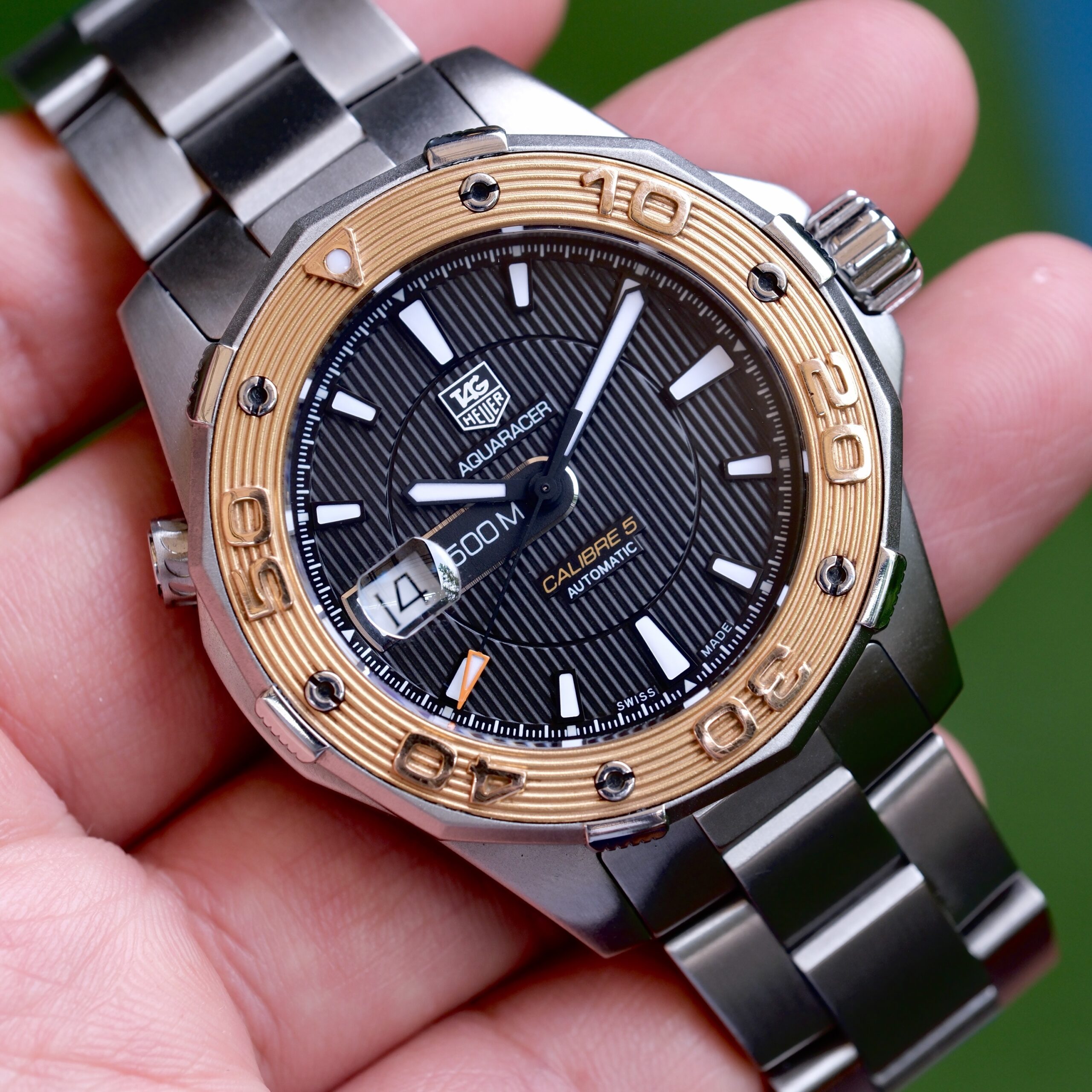 2013 TAG HEUER Aquaracer Calibre 5 Automatic 43mm Black Dial Solid 18K Gold Bezel Ref. WAJ2150 Full Set HERO RARE - Image 2