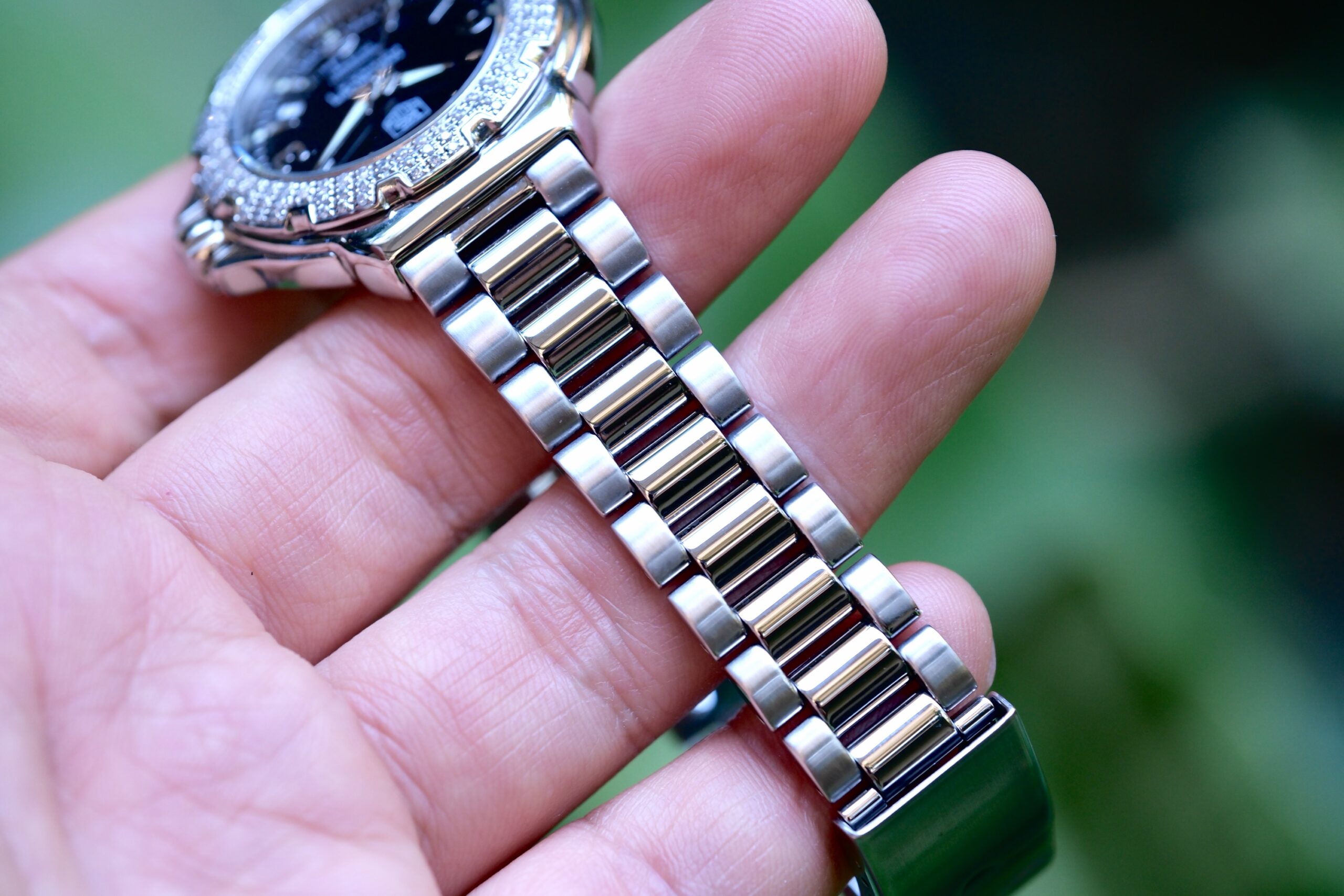 2012 TAG HEUER Formula 1 Lady Quartz Diamond Bezel 37mm Black Dial Ref. WAC1214 Full Set HERO - Image 4