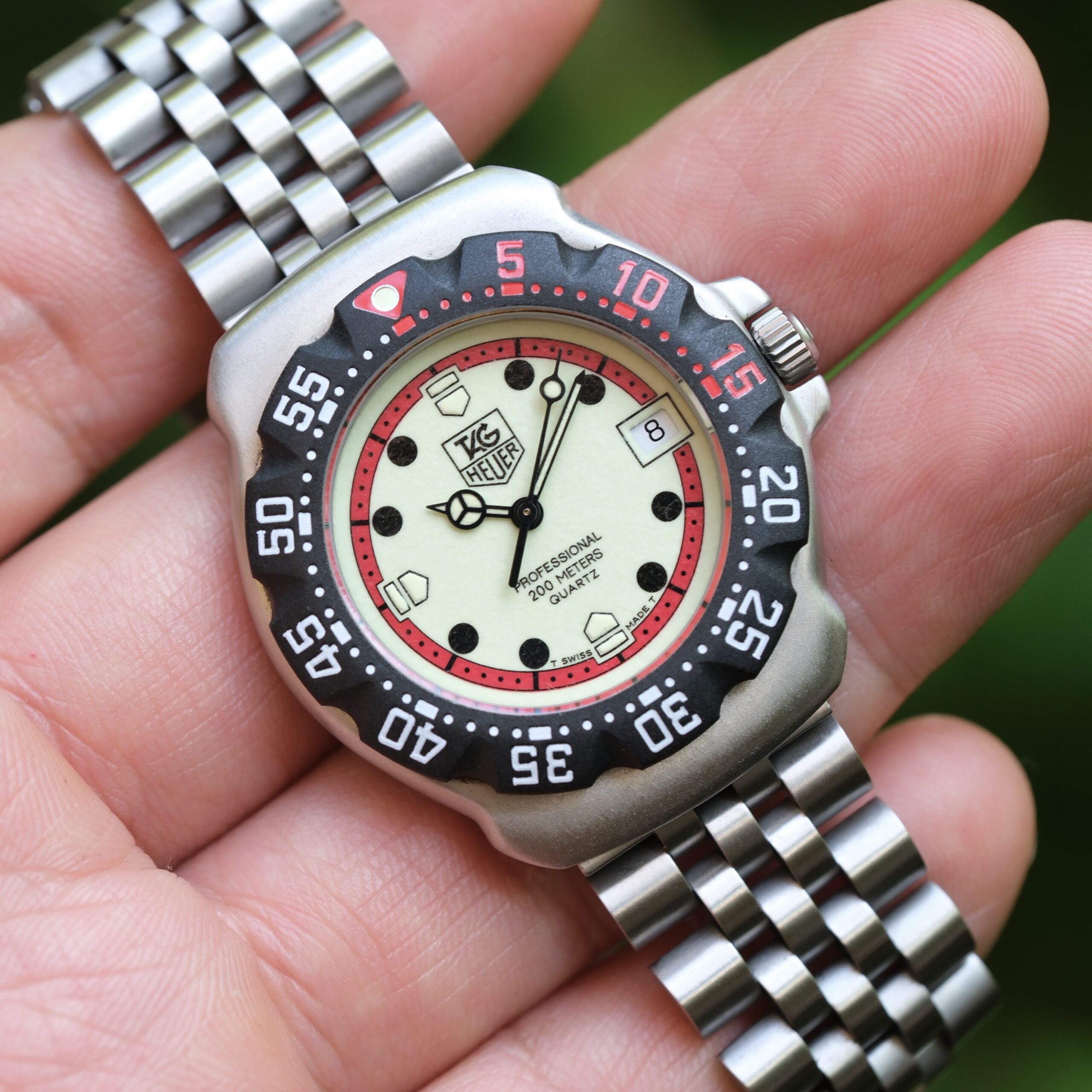 1995 TAG HEUER Formula 1 Vintage Quartz 35mm Light Green Dial Black Bezel Ref. WA1211 Safe Queen RARE