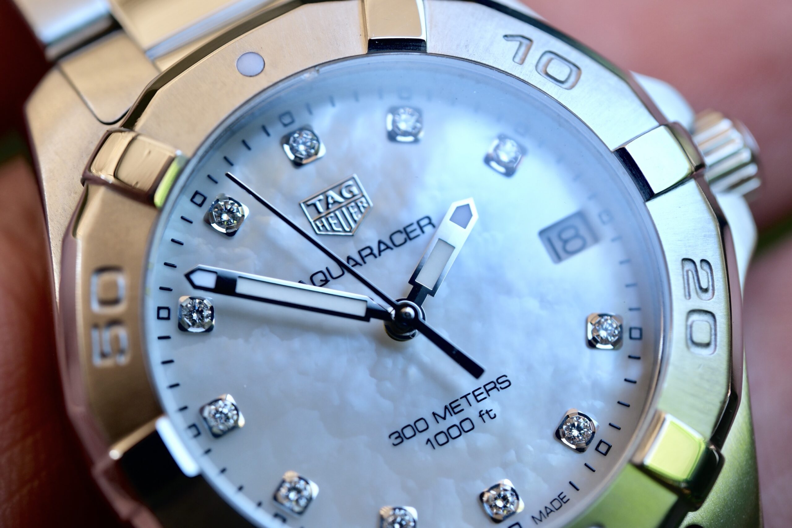 2019 TAG HEUER Aquaracer Boy Size Quartz Diamond 32mm White Mother of Pearl Dial Stainless Steel Ref. WBD1314 Full Set - Image 3