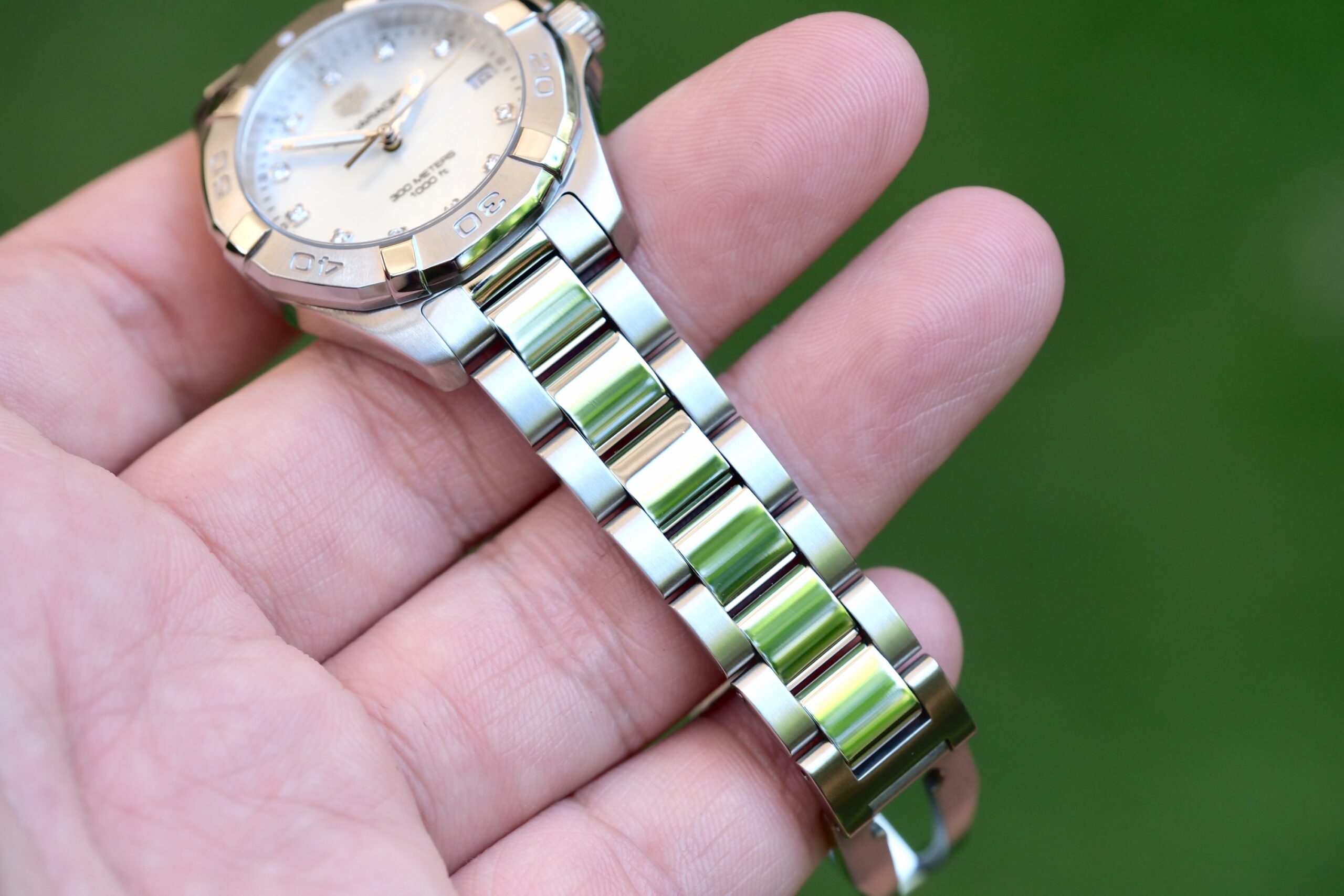 2019 TAG HEUER Aquaracer Boy Size Quartz Diamond 32mm White Mother of Pearl Dial Stainless Steel Ref. WBD1314 Full Set - Image 6
