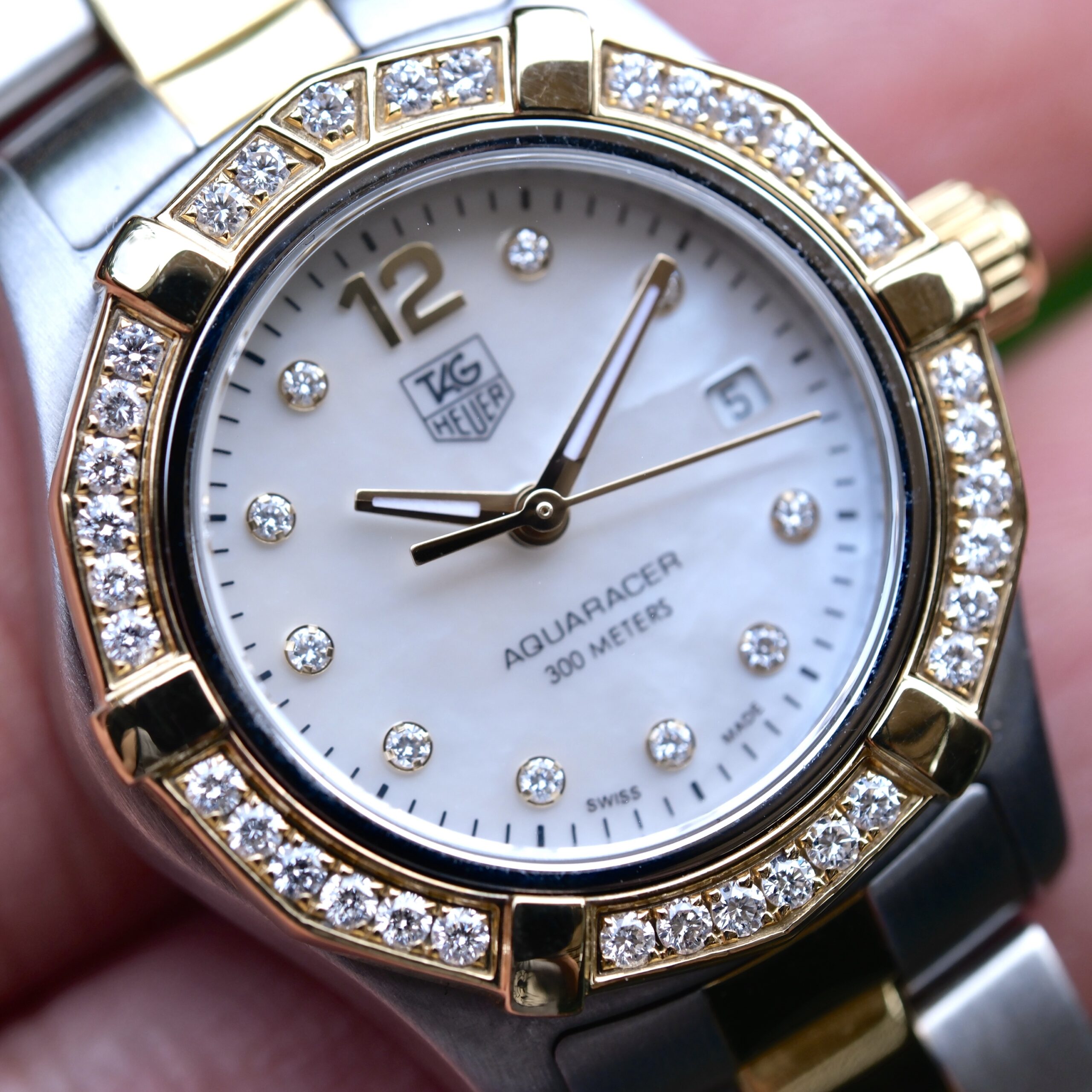 2013 TAG HEUER Aquaracer Lady Quartz Diamond 27mm White Mother of Pearl Dial Solid 18K Gold Diamond Bezel Ref. WAF1450 HERO - Image 2