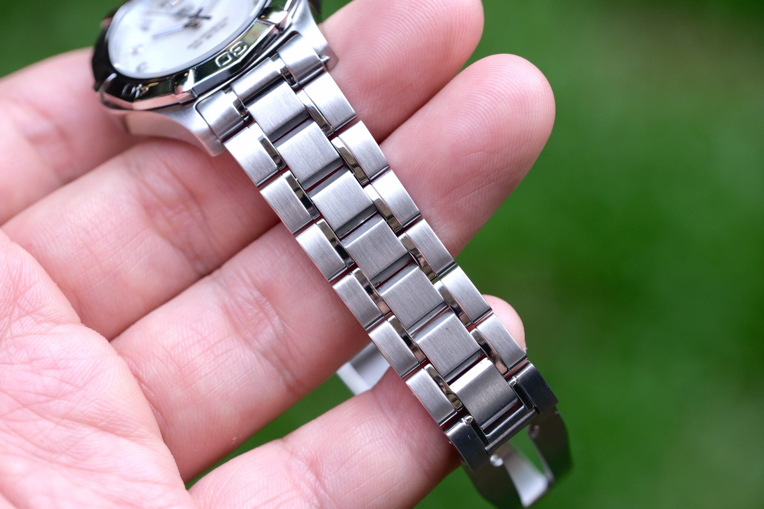 2015 TAG HEUER Aquaracer Lady Quartz Diamond Boy Size 32mm White Mother of Pearl Dial Stainless Steel Ref. WAF1312 RARE - Image 5