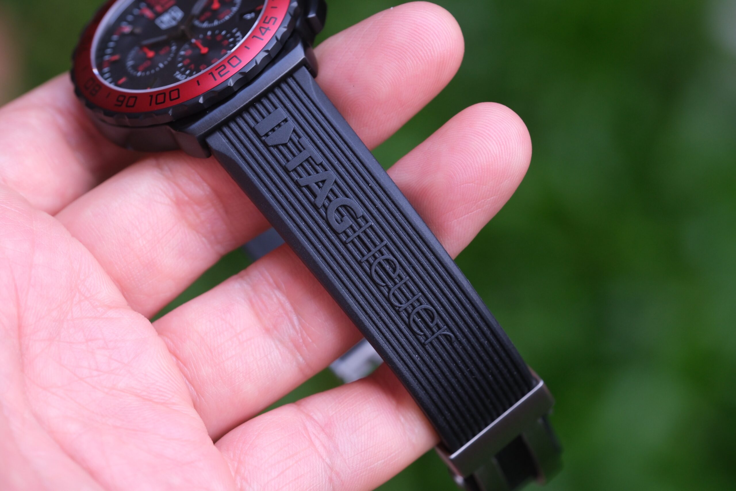 2015 TAG HEUER Formula 1 Chronograph Quartz 41mm Black Dial Red Bezel Ref. CAU1117 Full Set Brand New RARE - Image 8