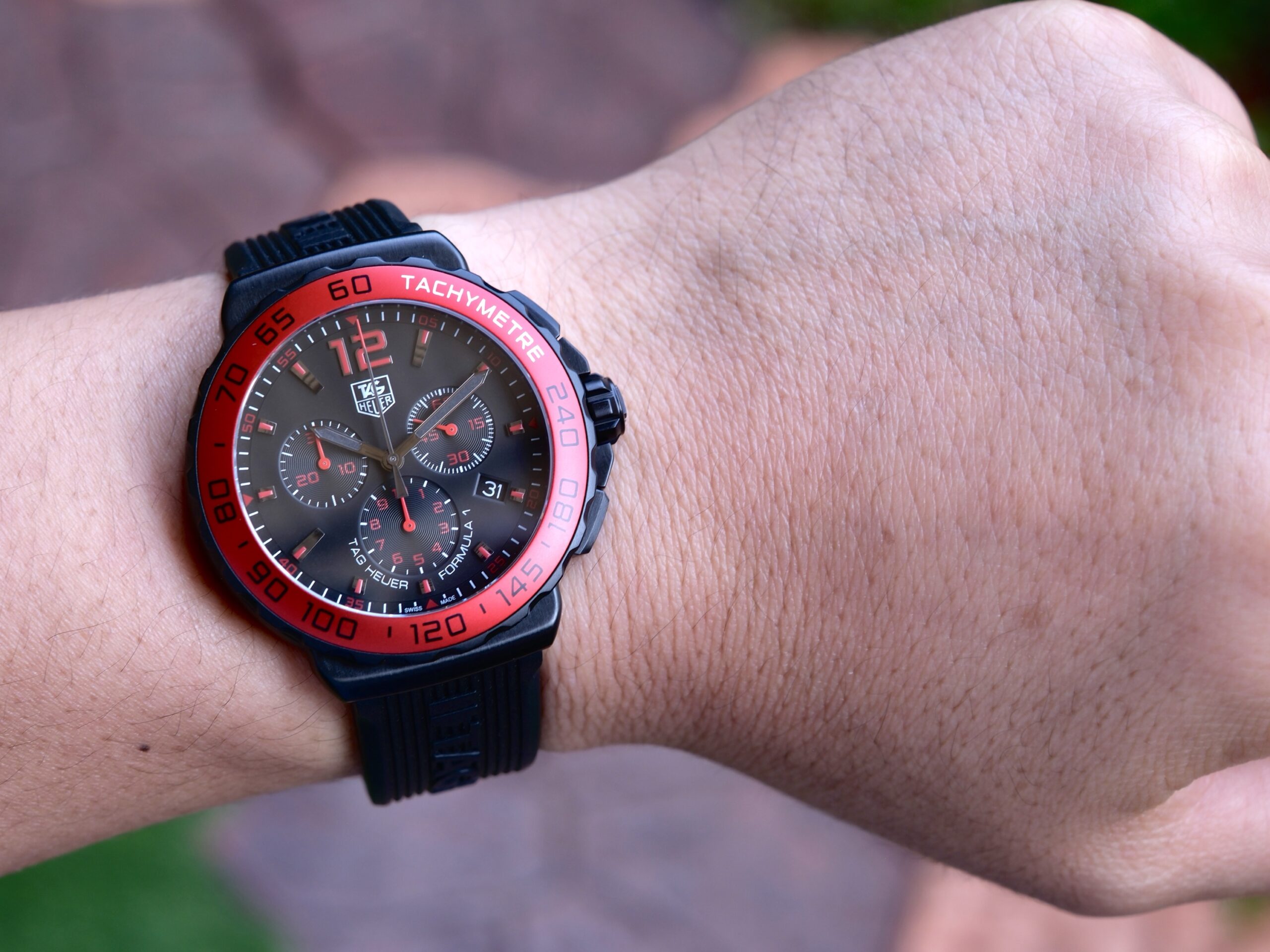2015 TAG HEUER Formula 1 Chronograph Quartz 41mm Black Dial Red Bezel Ref. CAU1117 Full Set Brand New RARE - Image 3