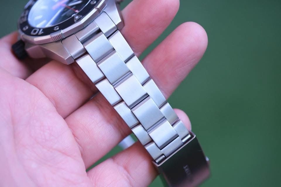 2013 TAG HEUER Aquaracer 500M Calibre 5 Automatic Professional Diver 43mm Black Dial Black Bezel Ref. WAJ211A Full Set RARE - Image 6