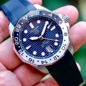 2023 TAG HEUER Aquaracer Professional 300 GMT Calibre 7 Automatic 43mm Blue Dial Blue White Ceramic Bezel Rubber Strap Ref. WBP2010 Full Set HERO