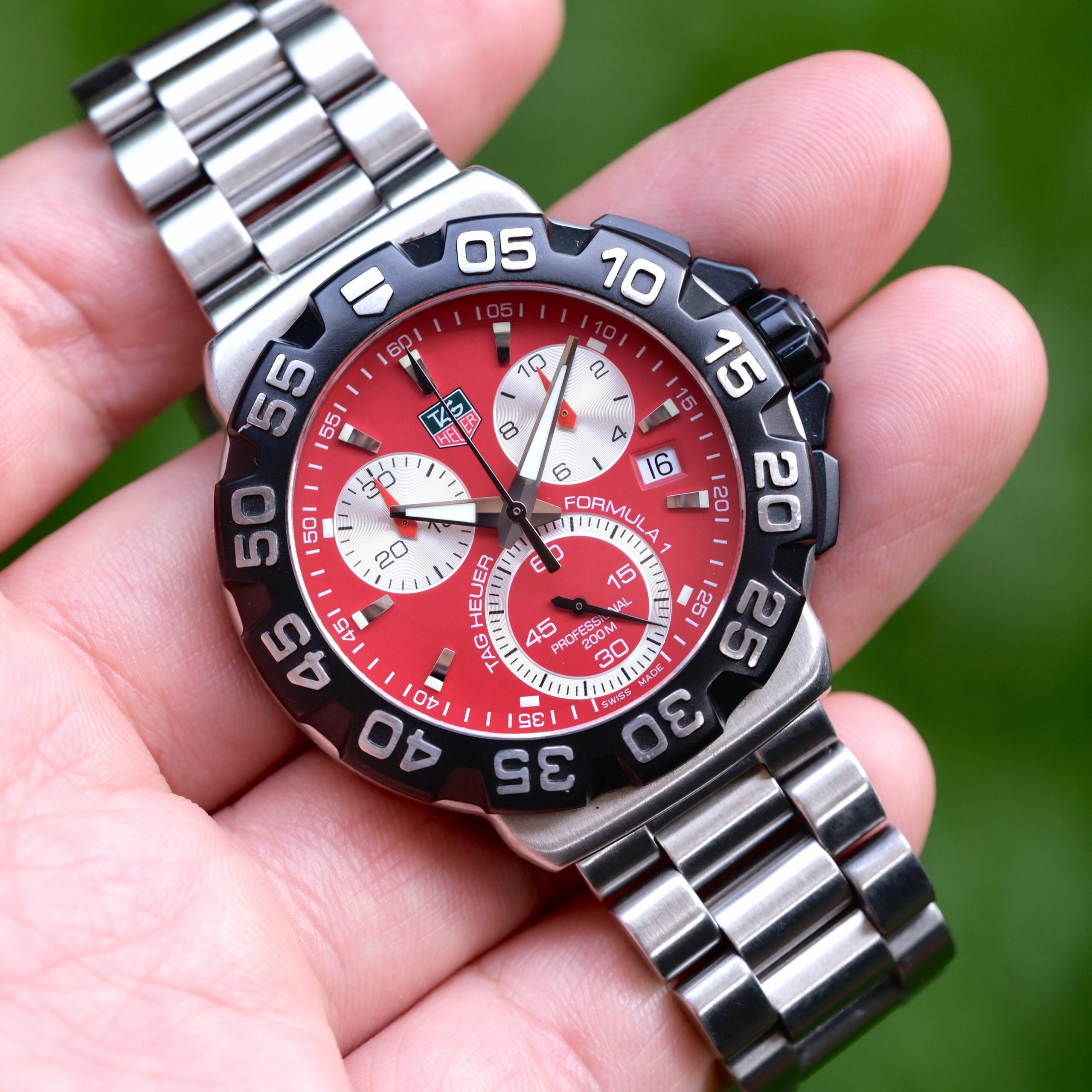 2011 TAG HEUER Formula 1 Quartz Chronograph 41mm Red Dial Black Bezel Stainless Steel Ref. CAH1112