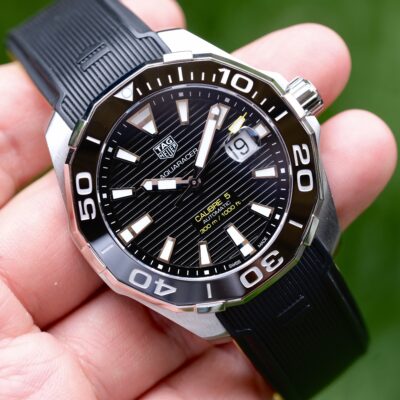 2018 TAG HEUER Aquaracer 300M Automatic Calibre 5 43mm Black Dial Black Ceramic Bezel Rubber Strap Ref. WAY201A [Full Set]