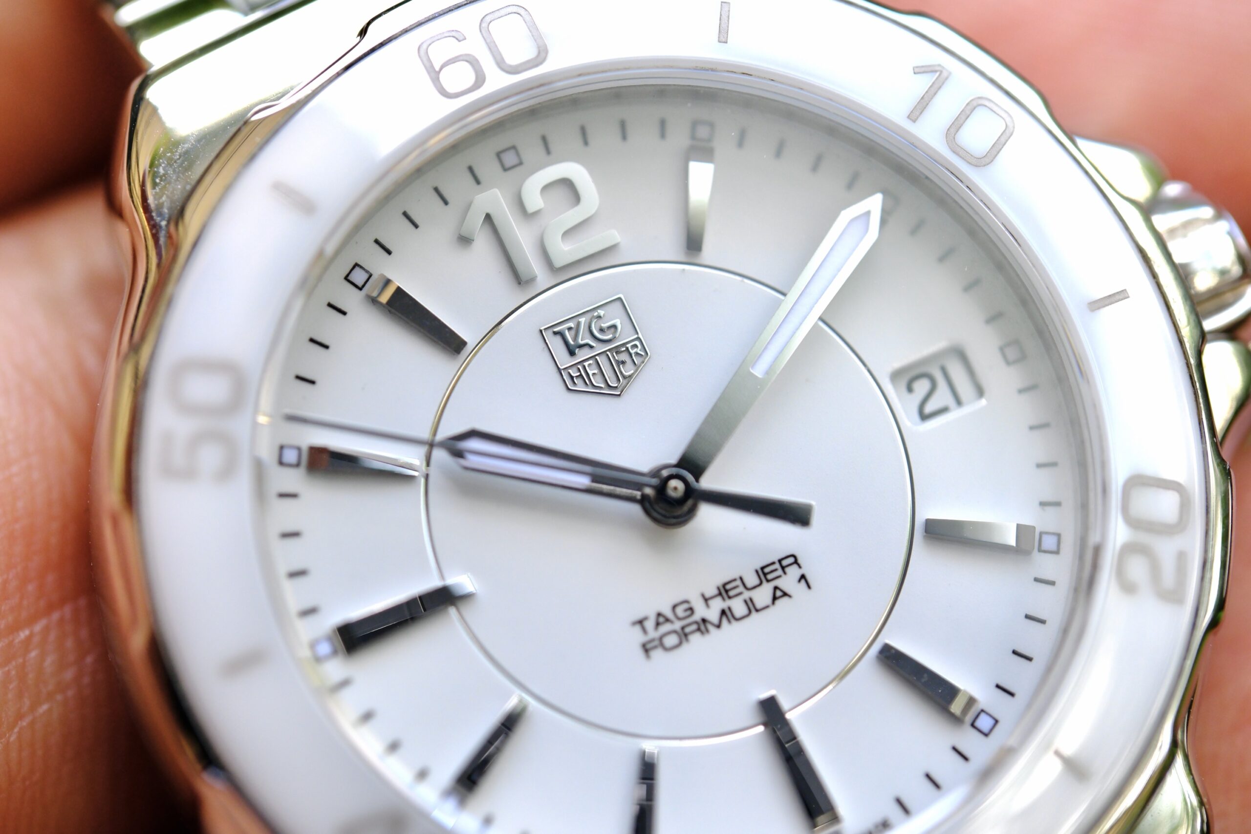 2018 TAG HEUER Formula 1 Lady Ceramic Quartz 37mm White Dial White Ceramic Bezel Ref. WAH1211 - Image 3