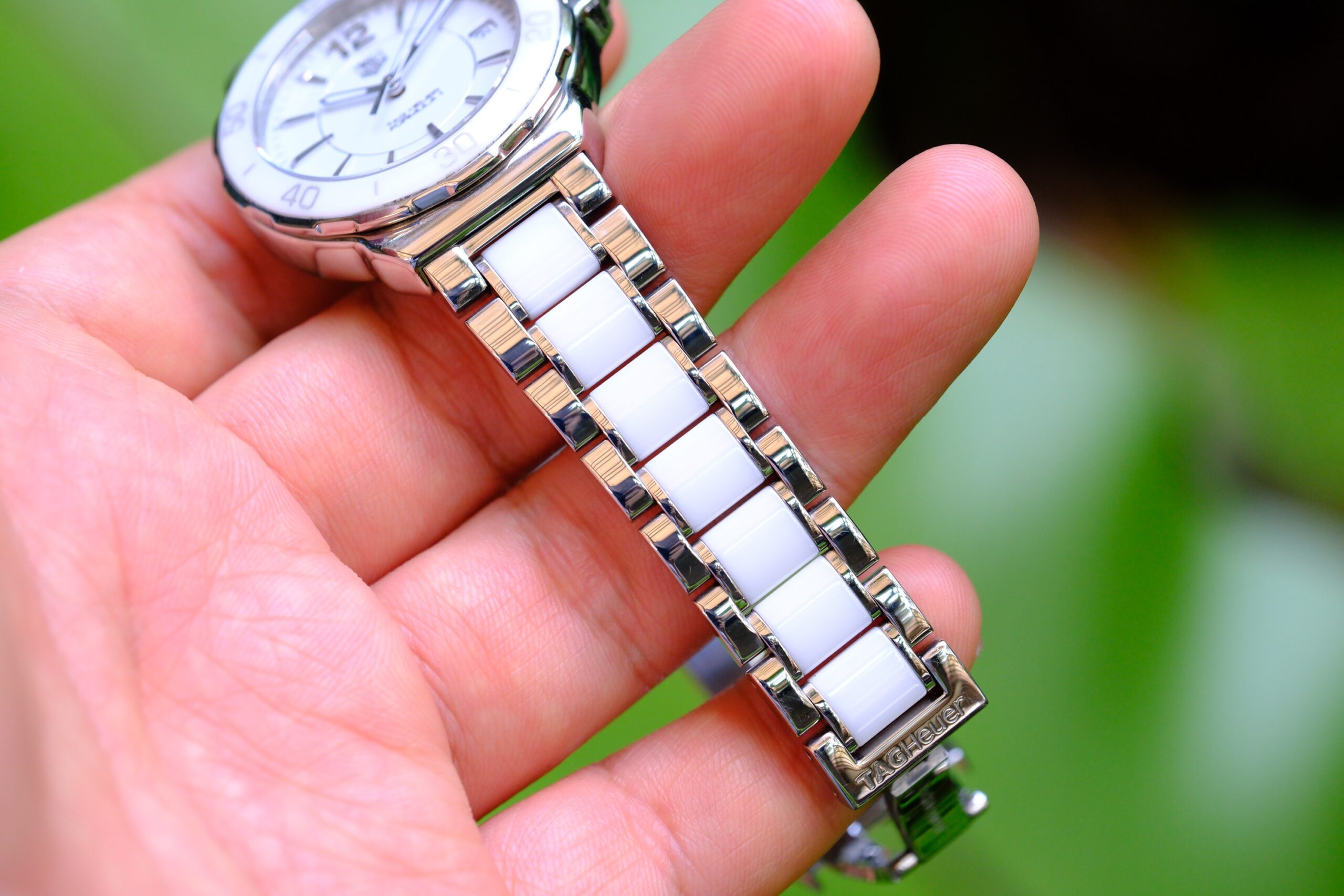 2018 TAG HEUER Formula 1 Lady Ceramic Quartz 37mm White Dial White Ceramic Bezel Ref. WAH1211 - Image 5